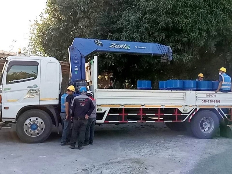 รถเฮี๊ยบให้เช่าใกล้ฉัน